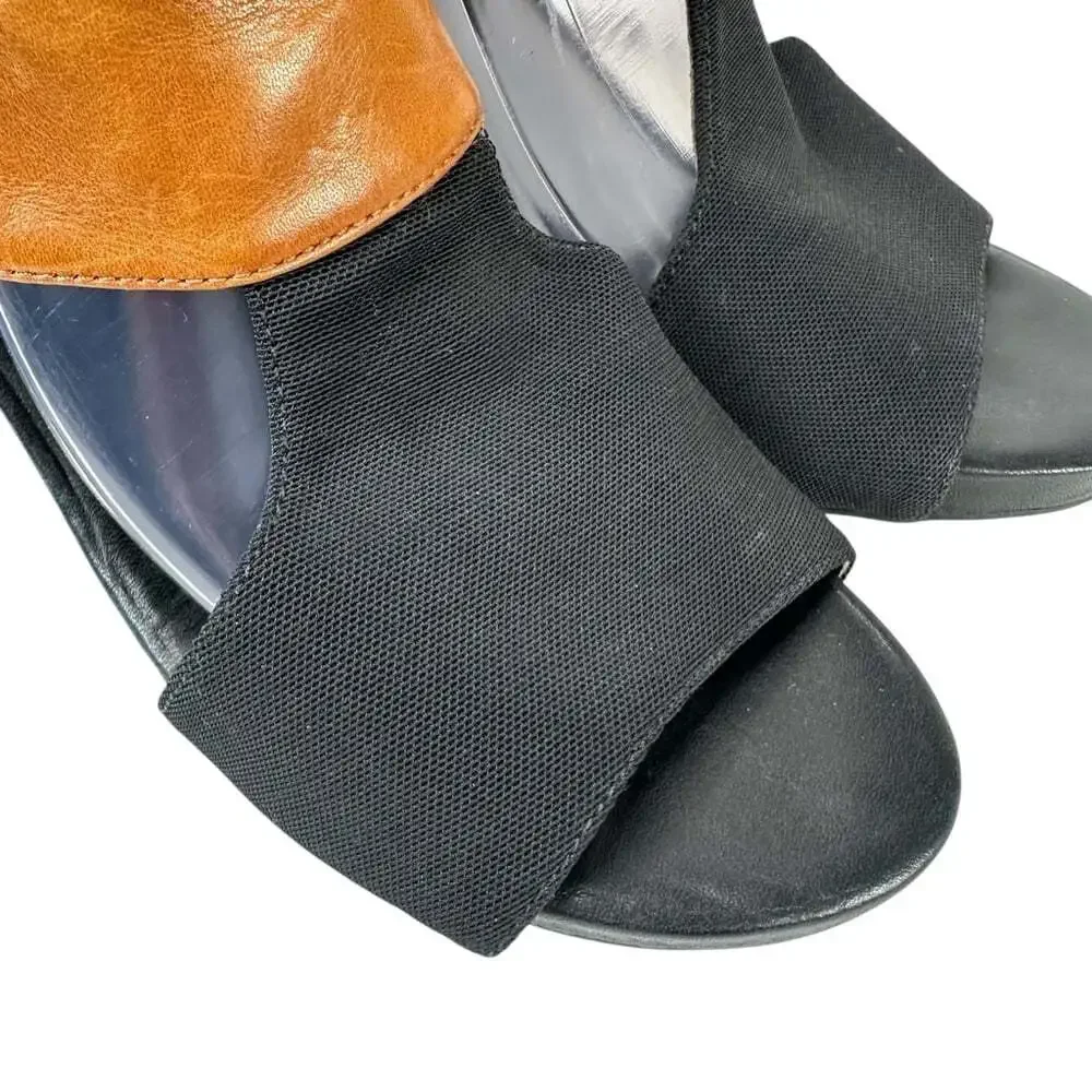 The Flexx Stylish Black and Brown Wedge Sandals Size 10